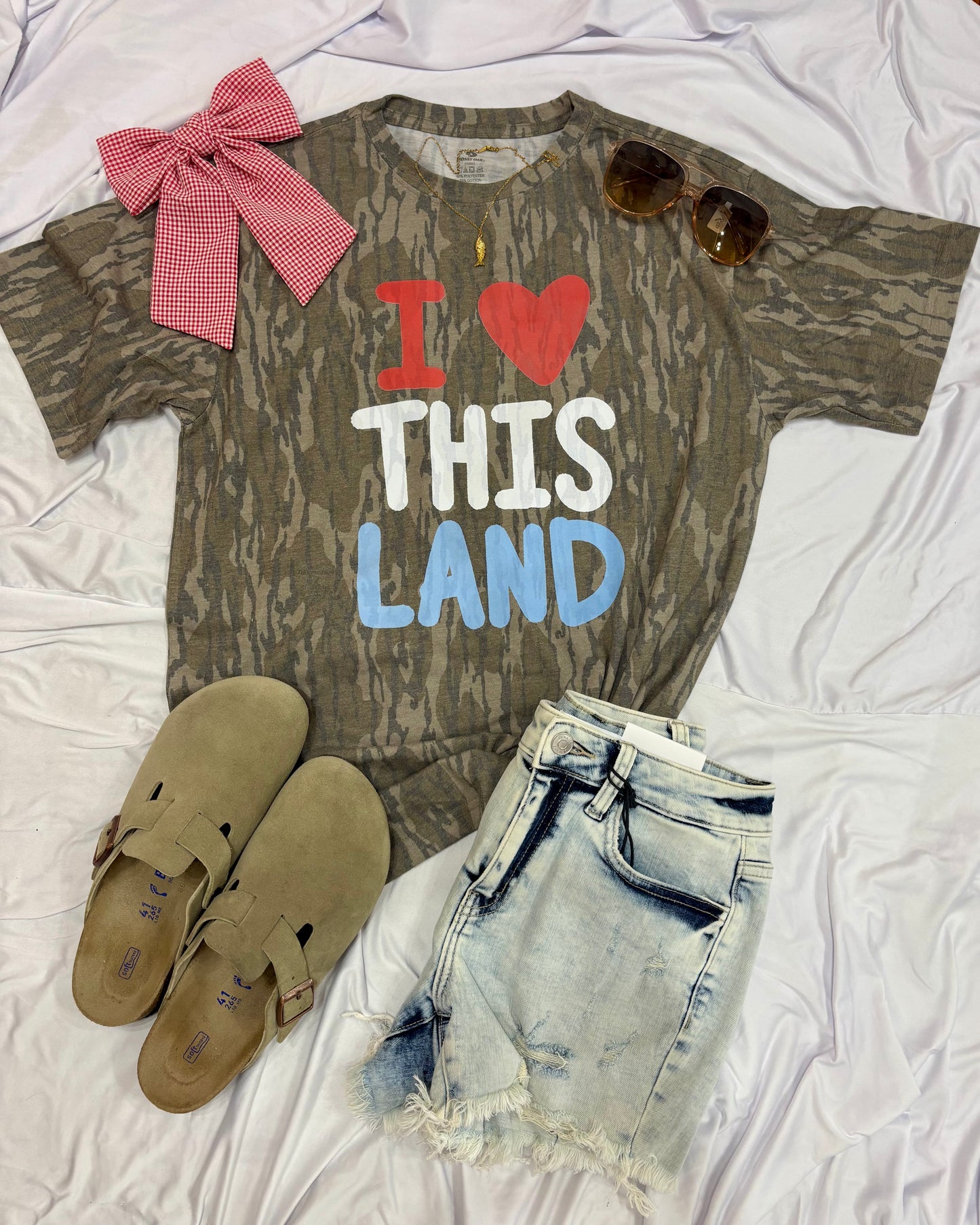 I Heart This Land Mossy Oak T-shirt