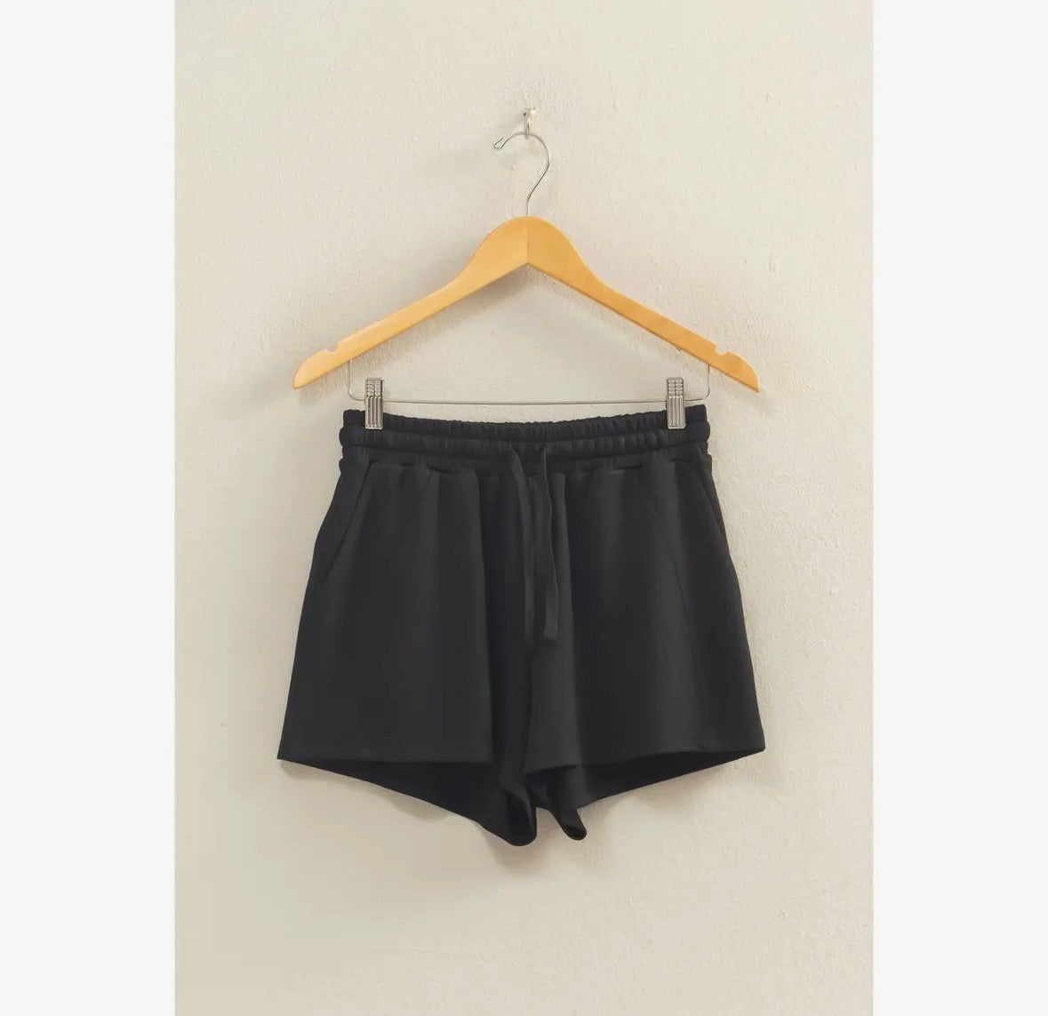 Drawstring waist shorts